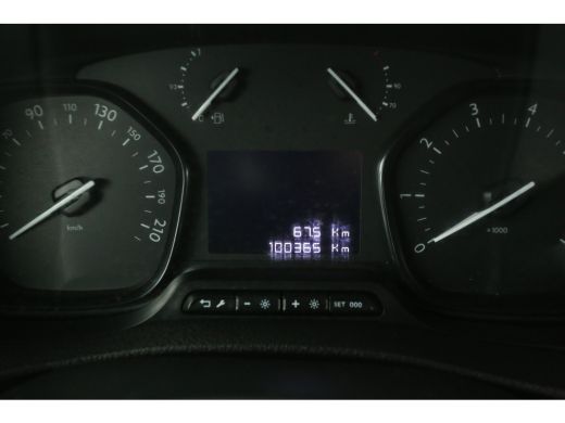 Peugeot Expert 2.0 BlueHDI L3H1 | DC | Airco | Carplay | Cruise | Trekh. | Navi ActivLease financial lease