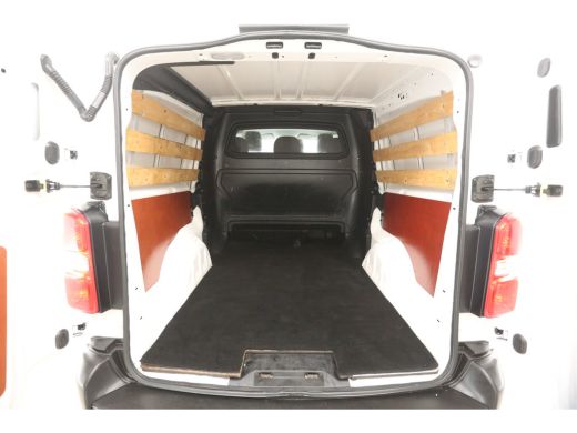 Peugeot Expert 2.0 BlueHDI L3H1 | DC | Airco | Carplay | Cruise | Trekh. | Navi ActivLease financial lease