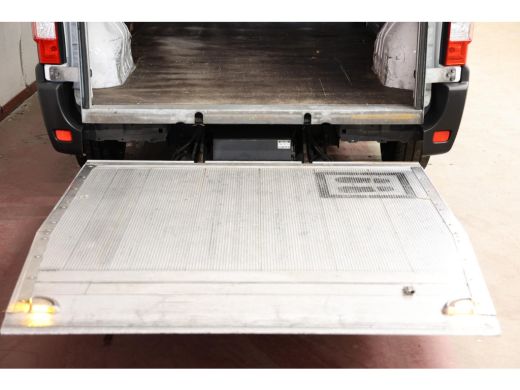 Renault Master 2.3 dCi 150 L3H2 LAADKLEP ActivLease financial lease