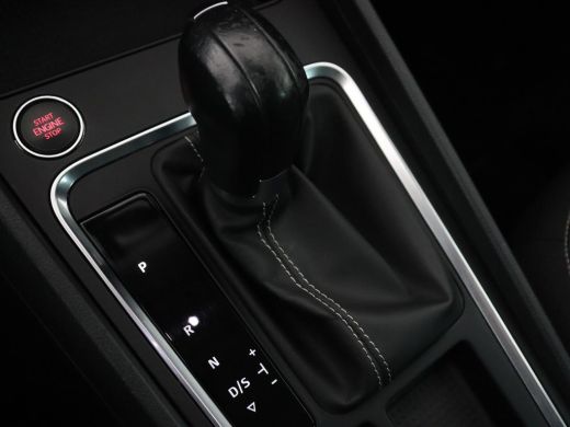 Seat Ateca 1.5 TSI Style Intens | Trekhaak | Stoelverwarming | Carplay | Full LED | Park Assist | Climate co... ActivLease financial lease