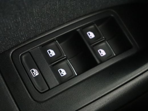 Seat Ateca 1.5 TSI Style Intens | Trekhaak | Stoelverwarming | Carplay | Full LED | Park Assist | Climate co... ActivLease financial lease