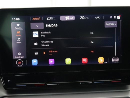 Seat Leon 1.5 TSI FR Business Intense | Trekhaak | Carplay | Adaptive cruise | Navigatie | Sportstoelen | C... ActivLease financial lease