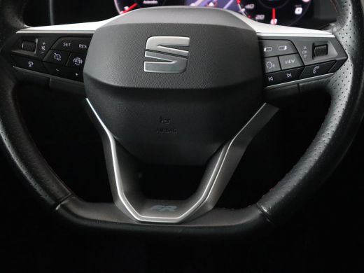 Seat Leon 1.5 TSI FR Business Intense | Trekhaak | Carplay | Adaptive cruise | Navigatie | Sportstoelen | C... ActivLease financial lease