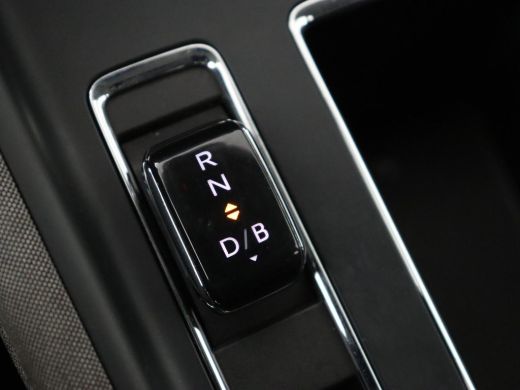 Skoda Enyaq iV 60 | Trekhaak | Adaptive cruise | Camera | Keyless | Stuurverwarming | Half leder | 19'' | Carpla... ActivLease financial lease