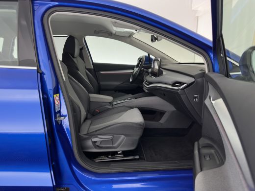 Skoda Enyaq iV 80 [ 3-Fase ] {SOH-88% } (INCL-BTW) *LEATHER-FABRIC | FULL-LED | DIGI-COCKPIT | CAMERA | KEYLESS ... ActivLease financial lease