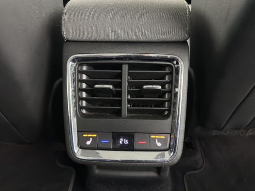 Skoda Enyaq iV 80 [ 3-Fase ] {SOH-88% } (INCL-BTW) *LEATHER-FABRIC | FULL-LED | DIGI-COCKPIT | CAMERA | KEYLESS ... ActivLease financial lease