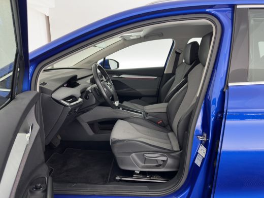 Skoda Enyaq iV 80 [ 3-Fase ] {SOH-88% } (INCL-BTW) *LEATHER-FABRIC | FULL-LED | DIGI-COCKPIT | CAMERA | KEYLESS ... ActivLease financial lease