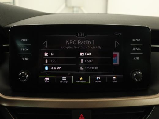 Skoda Kamiq 1.0 TSI Business Edition | Automaat | Stoelverwarming | Trekhaak | Adaptive cruise | Carplay | Vi... ActivLease financial lease