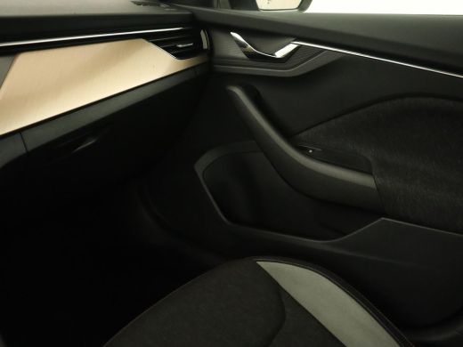 Skoda Kamiq 1.0 TSI Business Edition | Automaat | Stoelverwarming | Trekhaak | Adaptive cruise | Carplay | Vi... ActivLease financial lease