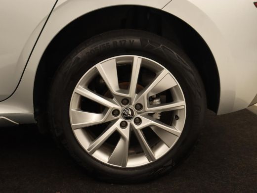 Skoda Kamiq 1.0 TSI Business Edition | Automaat | Stoelverwarming | Trekhaak | Adaptive cruise | Carplay | Vi... ActivLease financial lease