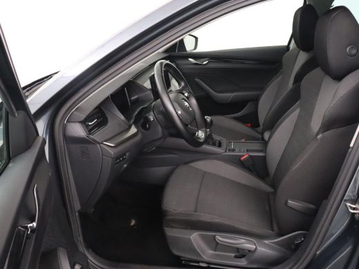 Skoda Octavia 1.0 TSI Business Edition | Carplay | Navigatie | Chroom Pakket | Parkeerhulp | Full LED | Getint ... ActivLease financial lease