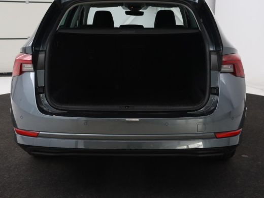 Skoda Octavia 1.0 TSI Business Edition | Carplay | Navigatie | Chroom Pakket | Parkeerhulp | Full LED | Getint ... ActivLease financial lease