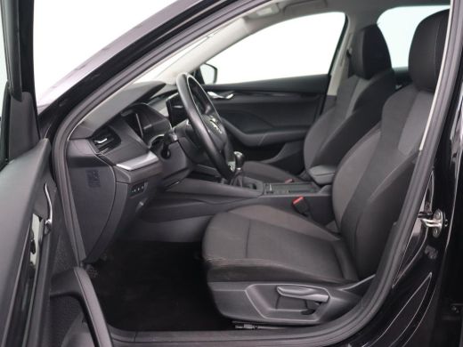 Skoda Octavia 1.0 TSI Business Edition | Carplay | Sfeerverlichting | Navigatie | Full LED | Parkeerhulp | Geti... ActivLease financial lease