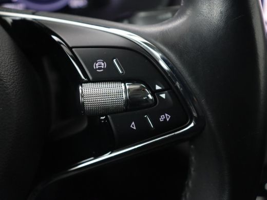 Skoda Octavia 1.5 TSI First Edition | Stoelverwarming | Adaptive cruise | Carplay | Sfeerverlichting | Matrix L... ActivLease financial lease