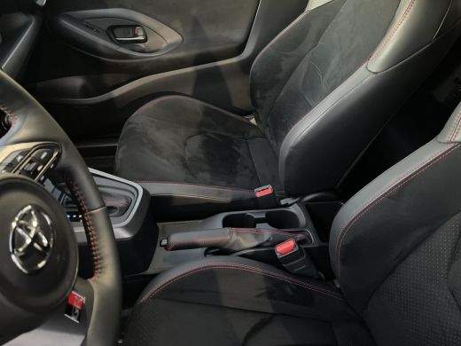 Toyota Yaris 1.6 Turbo GR Premium Automaat 4WD | Origineel Nederlandse auto ActivLease financial lease