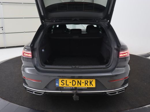 Volkswagen Arteon 1.4 eHybrid R Line | Trekhaak | Leder/Alcantara | Massage | Camera | Adaptive cruise | Achterbank... ActivLease financial lease