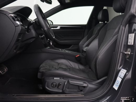 Volkswagen Arteon 1.4 eHybrid R Line | Trekhaak | Leder/Alcantara | Massage | Camera | Adaptive cruise | Achterbank... ActivLease financial lease