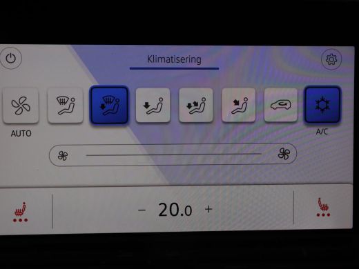 Volkswagen Golf Variant 1.0 TSI Life | Trekhaak | Stoelverwarming | Camera | Carplay | Adaptive cruise | Stuurverwarming ... ActivLease financial lease