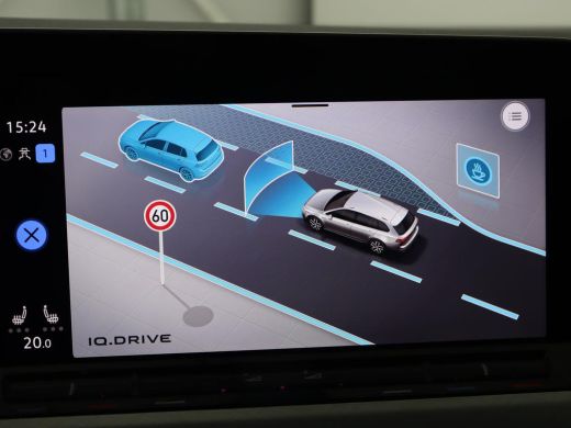 Volkswagen Golf Variant 1.0 TSI Life | Trekhaak | Stoelverwarming | Camera | Carplay | Adaptive cruise | Stuurverwarming ... ActivLease financial lease