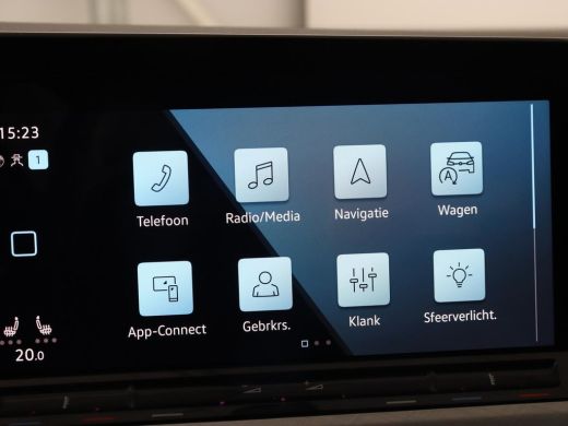 Volkswagen Golf Variant 1.0 TSI Life | Trekhaak | Stoelverwarming | Camera | Carplay | Adaptive cruise | Stuurverwarming ... ActivLease financial lease