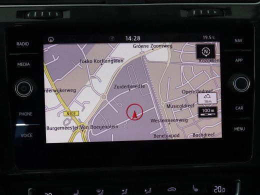 Volkswagen Golf Variant 1.5 TSI Comfortline Business | Trekhaak | Stoelverwarming | Massage | Carplay | Navigatie | Parke... ActivLease financial lease