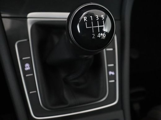 Volkswagen Golf Variant 1.5 TSI Comfortline Business | Trekhaak | Stoelverwarming | Massage | Carplay | Navigatie | Parke... ActivLease financial lease