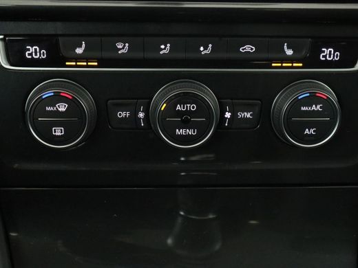 Volkswagen Golf Variant 1.5 TSI Comfortline Business | Trekhaak | Stoelverwarming | Massage | Carplay | Navigatie | Parke... ActivLease financial lease