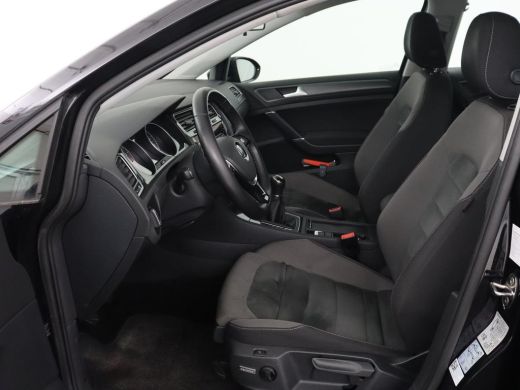 Volkswagen Golf Variant 1.5 TSI Comfortline Business | Trekhaak | Stoelverwarming | Massage | Carplay | Navigatie | Parke... ActivLease financial lease