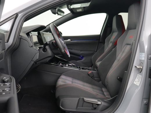 Volkswagen Golf 2.0 TSI GTI | Carplay | Sfeerverlichting | LED Plus | Sportstoelen | Parkeerhulp | Digital Cockpi... ActivLease financial lease