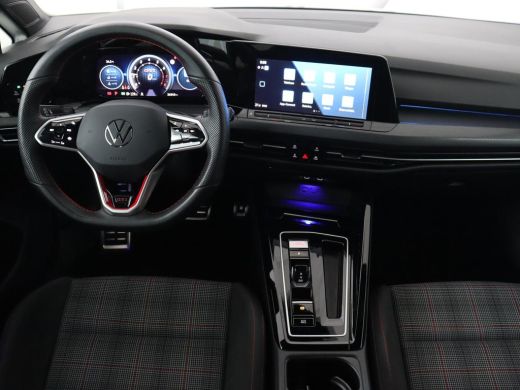 Volkswagen Golf 2.0 TSI GTI | Carplay | Sfeerverlichting | LED Plus | Sportstoelen | Parkeerhulp | Digital Cockpi... ActivLease financial lease