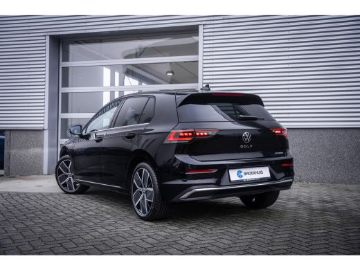 Volkswagen Golf Style Edition eHybrid Inclusief &euro;2000,- inruilvoordeel | 'App-Connect' draadloze smartphone integ... ActivLease financial lease