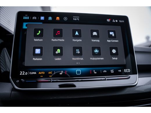 Volkswagen Golf Style Edition eHybrid Inclusief &euro;2000,- inruilvoordeel | 'App-Connect' draadloze smartphone integ... ActivLease financial lease