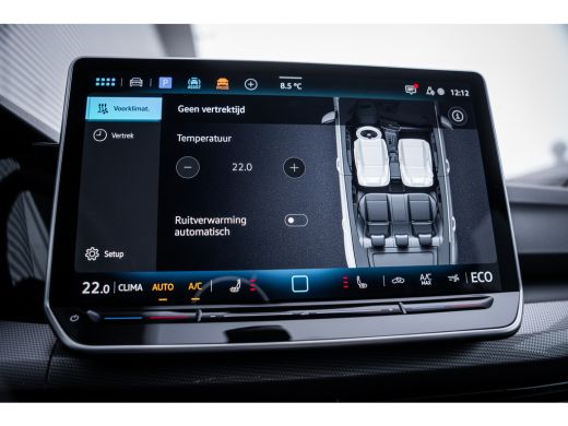 Volkswagen Golf Style Edition eHybrid Inclusief &euro;2000,- inruilvoordeel | 'App-Connect' draadloze smartphone integ... ActivLease financial lease