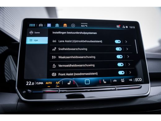 Volkswagen Golf Style Edition eHybrid Inclusief &euro;2000,- inruilvoordeel | 'App-Connect' draadloze smartphone integ... ActivLease financial lease