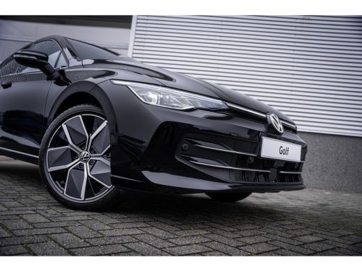 Volkswagen Golf Style Edition eHybrid Inclusief &euro;2000,- inruilvoordeel | 'App-Connect' draadloze smartphone integ... ActivLease financial lease