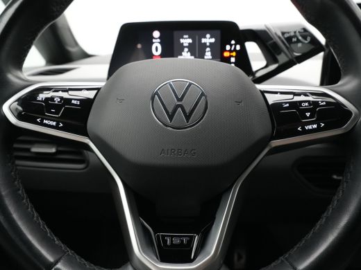 Volkswagen ID.3 First Plus 58 kWh 204pk Camera Navigatie Carplay Stoel/Stuurverwarming Pdc Acc 89 ActivLease financial lease