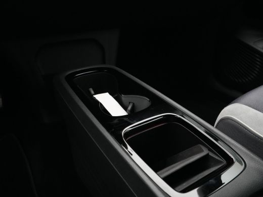 Volkswagen ID.3 First Plus 58 kWh 204pk Camera Navigatie Carplay Stoel/Stuurverwarming Pdc Acc 89 ActivLease financial lease