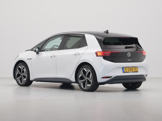 Volkswagen ID.3 First Plus 58 kWh 204pk Camera Navigatie Carplay Stoel/Stuurverwarming Pdc Acc 89 ActivLease financial lease