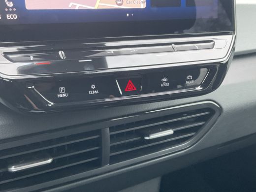 Volkswagen ID.3 First Plus 58 kWh Stoel.Stuuverw. Adapt.Cruise DAB ActivLease financial lease