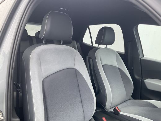 Volkswagen ID.3 First Plus 58 kWh Stoel.Stuuverw. Adapt.Cruise DAB ActivLease financial lease