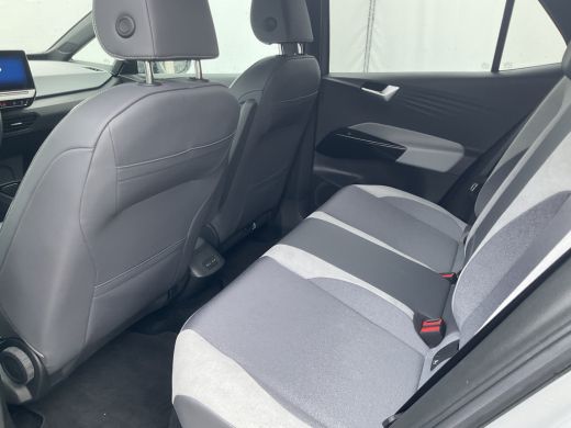Volkswagen ID.3 First Plus 58 kWh Stoel.Stuuverw. Adapt.Cruise DAB ActivLease financial lease