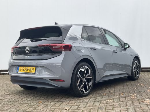 Volkswagen ID.3 First Plus 58 kWh Stoel.Stuuverw. Adapt.Cruise DAB ActivLease financial lease