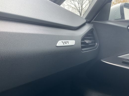 Volkswagen ID.3 First Plus 58 kWh Stoel.Stuuverw. Adapt.Cruise DAB ActivLease financial lease