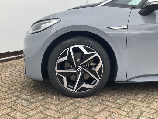 Volkswagen ID.3 First Plus 58 kWh Stoel.Stuuverw. Adapt.Cruise DAB ActivLease financial lease