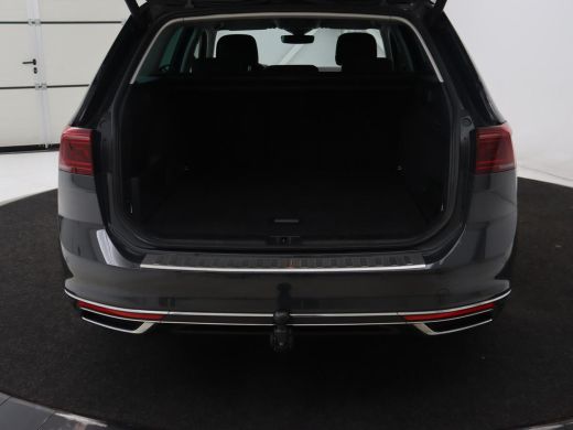 Volkswagen Passat 1.4 TSI PHEV GTE | Trekhaak | Stoelverwarming | Massage | Camera | Carplay | Adaptive cruise | Si... ActivLease financial lease
