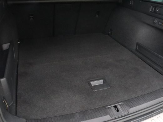 Volkswagen Passat 1.4 TSI PHEV GTE | Trekhaak | Stoelverwarming | Massage | Camera | Carplay | Adaptive cruise | Si... ActivLease financial lease