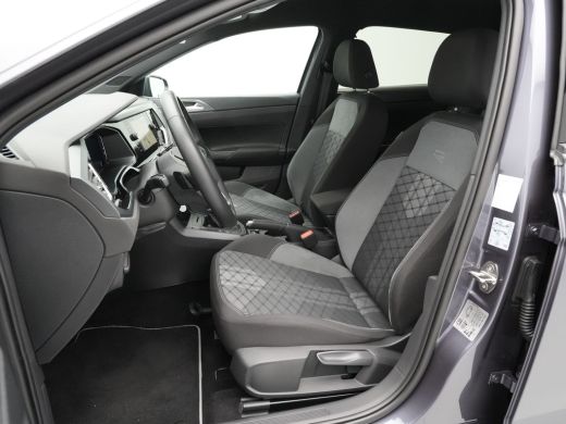 Volkswagen Polo 1.0 TSI 110pk DSG R-Line Business Navigatie Camera Stoelverwarming Acc 287 ActivLease financial lease