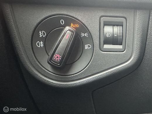 Volkswagen Polo 1.0 TSI 95PK DSG AUTOMAAT HIGHLINE CARPLAY CLIMATE CONROLE SFEERVERLICHTING PARKEERSENSOREN NETTE... ActivLease financial lease