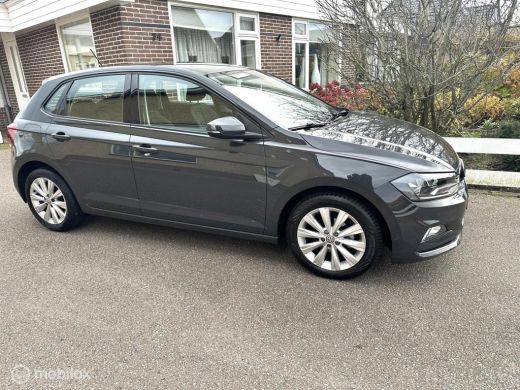 Volkswagen Polo 1.0 TSI 95PK DSG AUTOMAAT HIGHLINE CARPLAY CLIMATE CONROLE SFEERVERLICHTING PARKEERSENSOREN NETTE... ActivLease financial lease