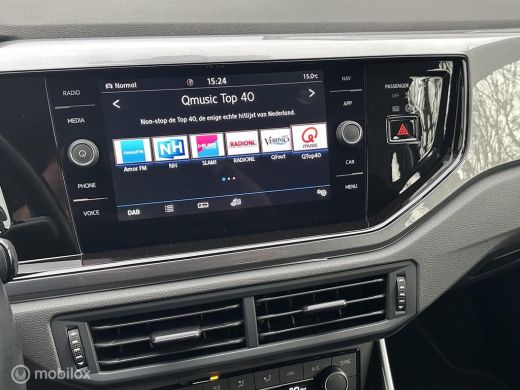 Volkswagen Polo 1.0 TSI 95PK DSG AUTOMAAT HIGHLINE CARPLAY CLIMATE CONROLE SFEERVERLICHTING PARKEERSENSOREN NETTE... ActivLease financial lease
